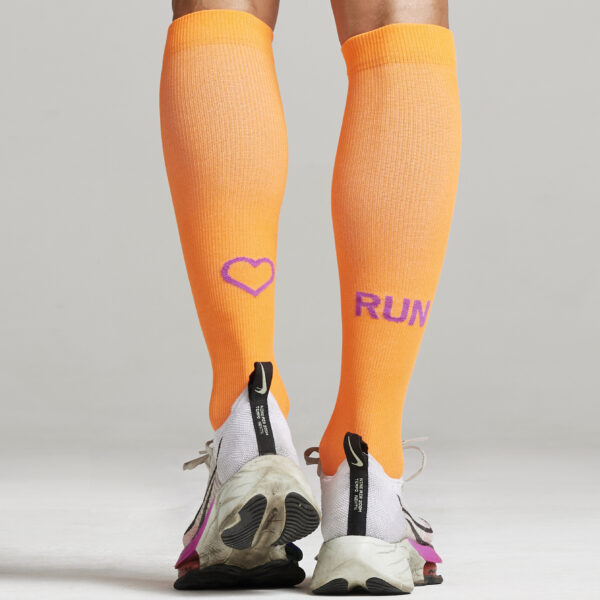 Calze lunghe linea I LOVE RUN col. Arancio - immagine 2