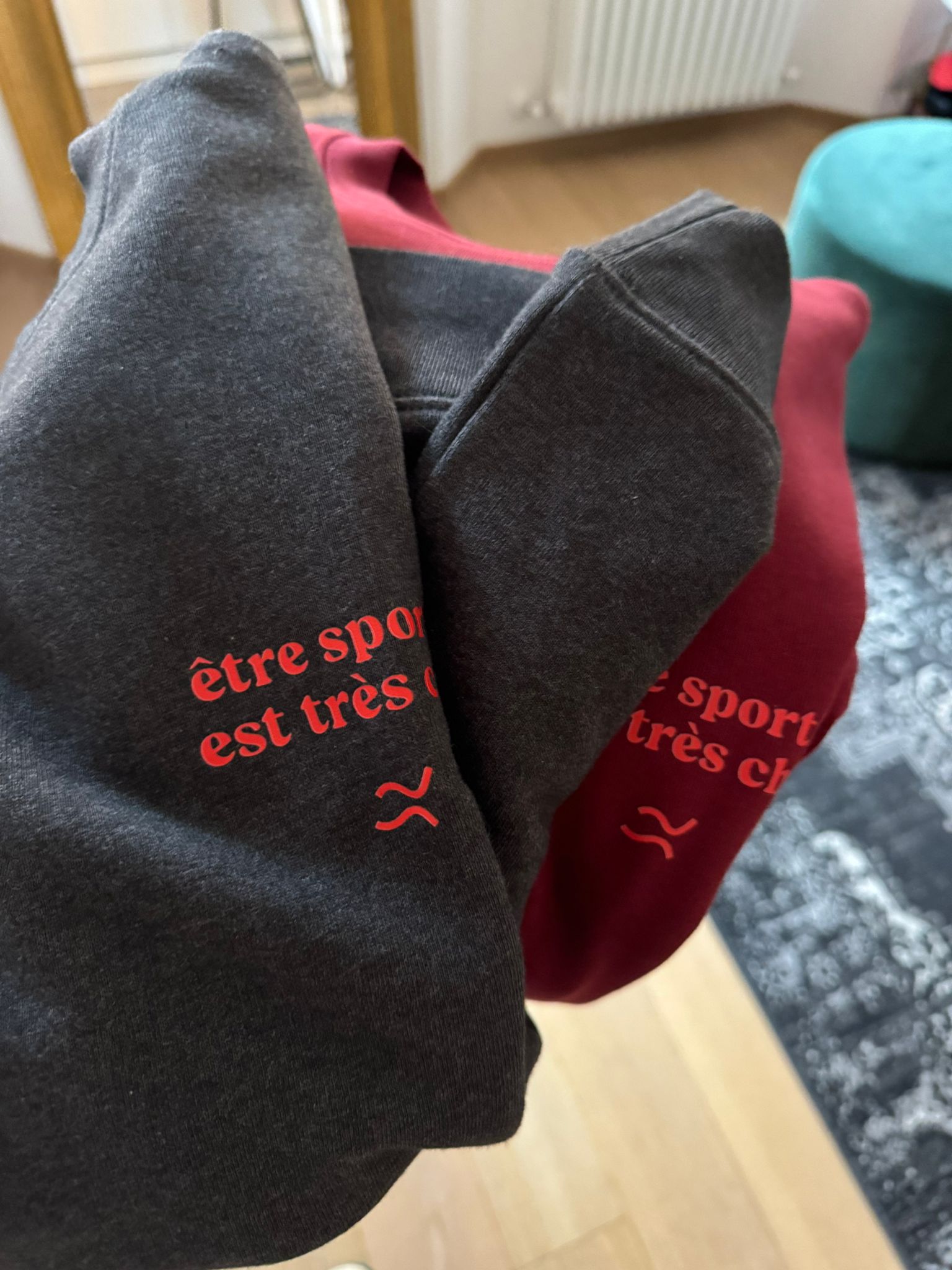 Felpa linea "ÊTRE SPORTIF EST TRÈS CHIC" col. Burgundy - immagine 10
