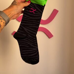 Calze corte linea Zebrata Col. Grigio/Nero dettaglio Fluo